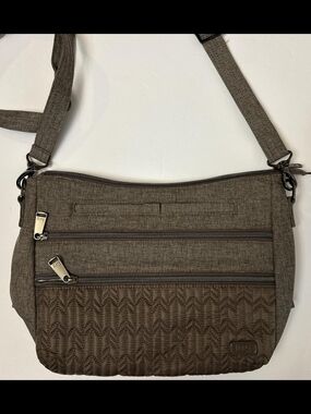 lug Slider Small Beige Crossbody Organizer